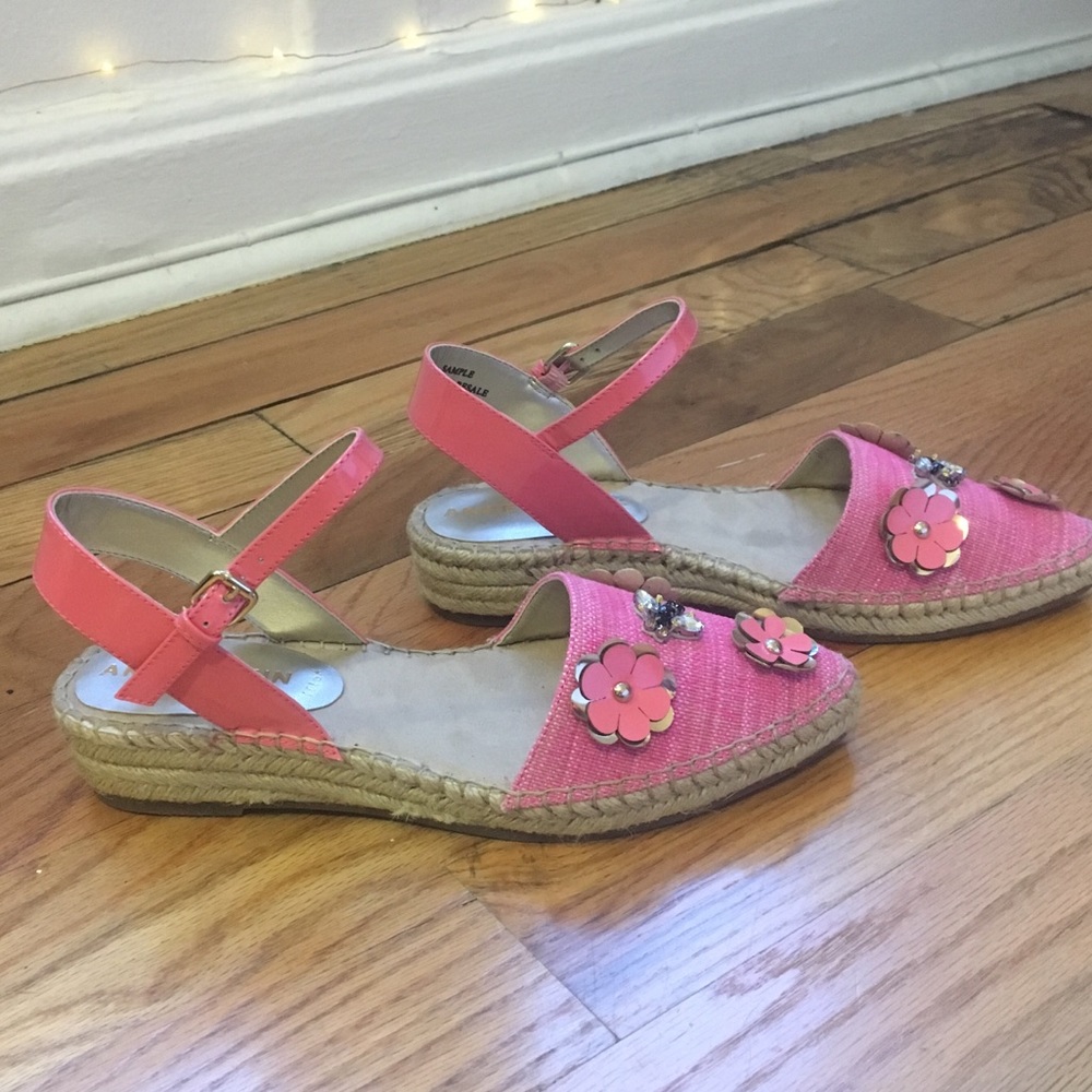 Anne Klein Espadrille Sandal Size 6